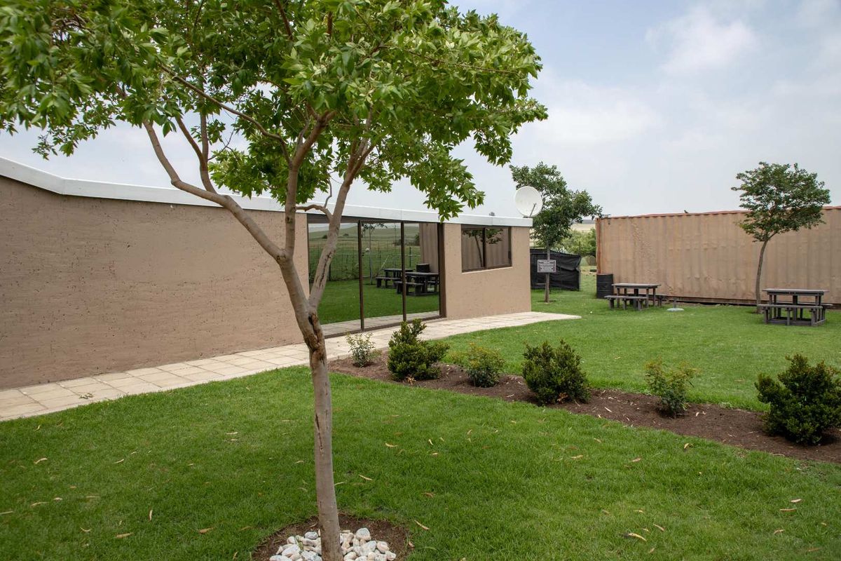 A RARE HOSPITALITY INVESTMENT-FARM WITH WEDDING VENUE, BAR, GUESTHOUSE - ALL-IN-ONE - Photo 2