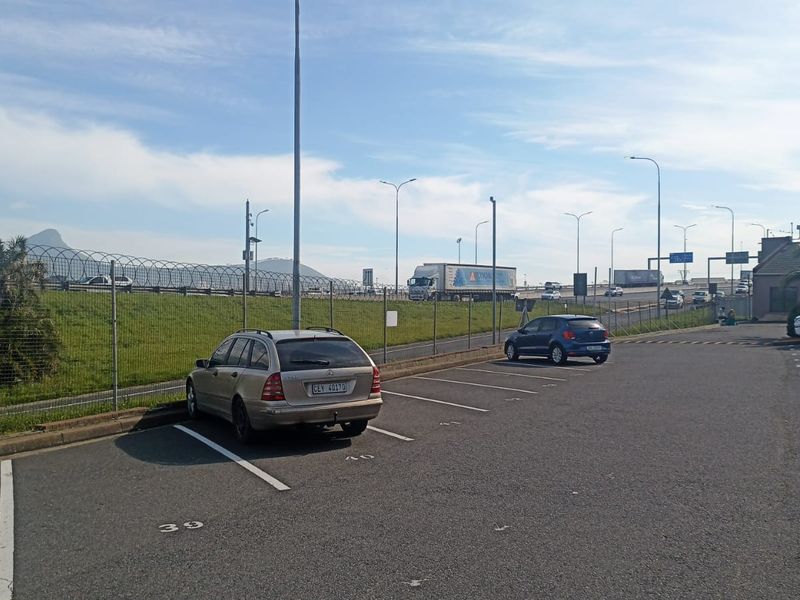 104.96m2 TO LET Freeway Business Park, Maitland / Secure Warehouse to rent with excellent access - Photo 10