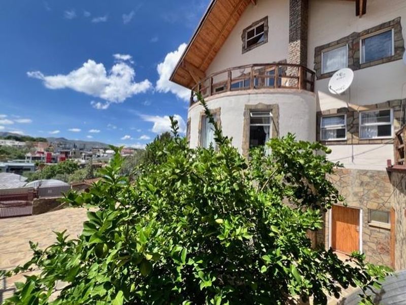 7 Bedroom House FOR SALE in Auasblick - Photo 7