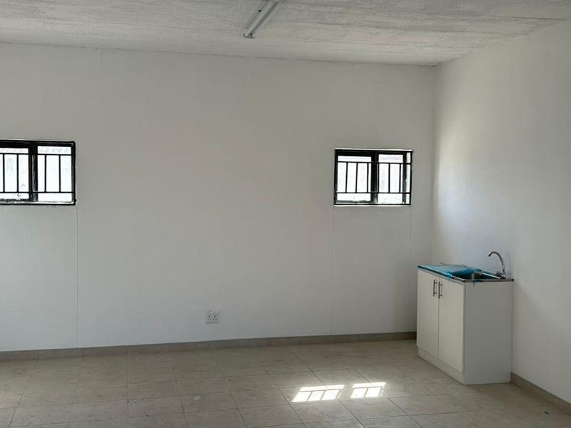 Commercial units To Let in Swakopmund - Photo 10