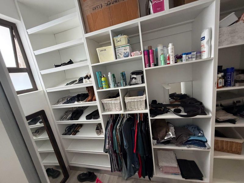 Stunning 4- bedroom Family Home For Sale - Photo 6