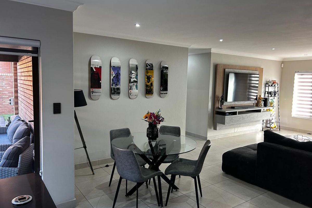 Stunning Facebrick Cluster for rent - Photo 3