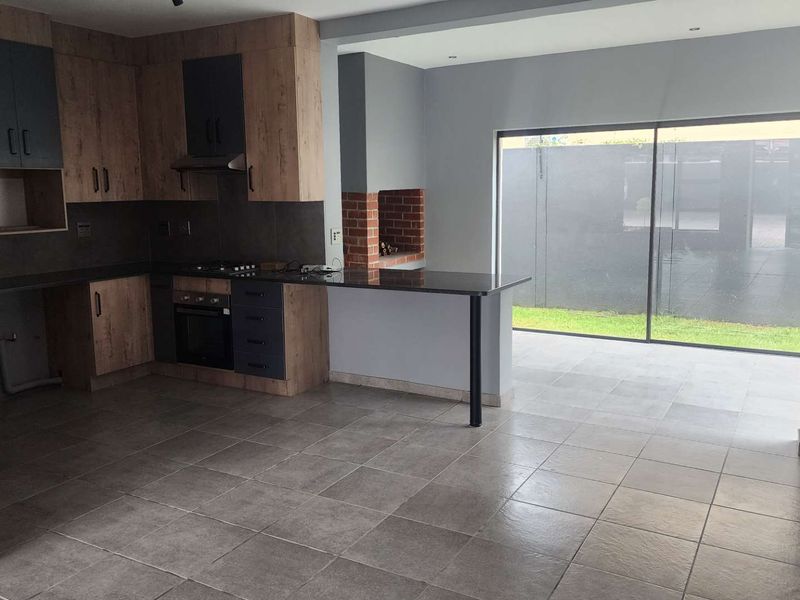 Great Investment opportunity, Straight from the Developer no additional Costs, No transfer Costs - Photo 4