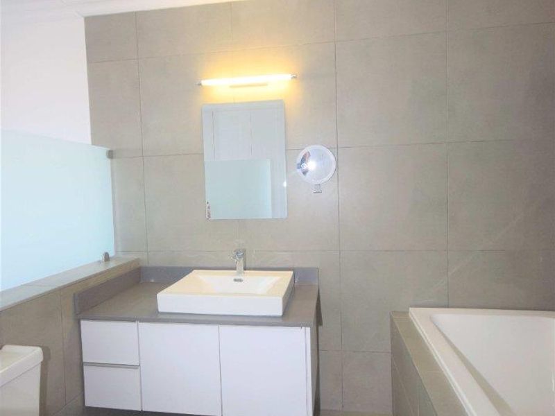 Townhouse for sale - Dolphin Beach - Photo 10