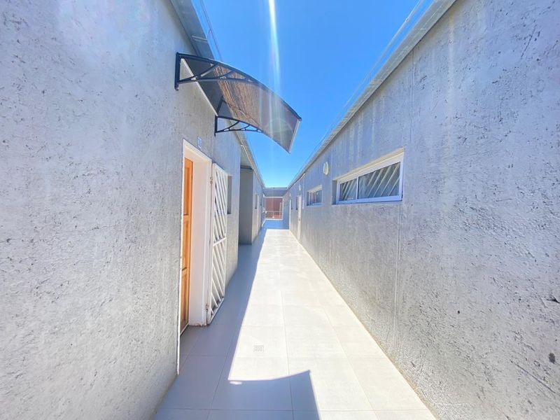 2 Bedroom Apartment for sale in Rocky Crest - Photo 9