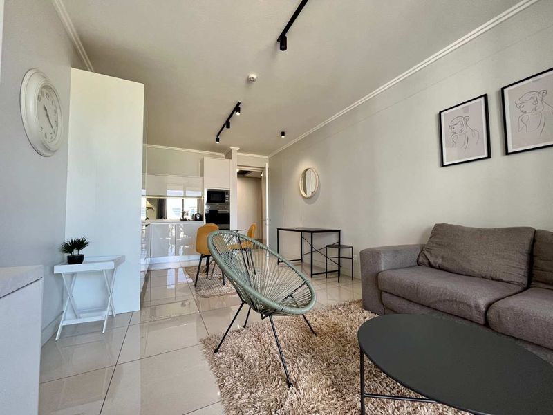 Luxury one bedroom apartment for sale at Ellipse Waterfall - Photo 8