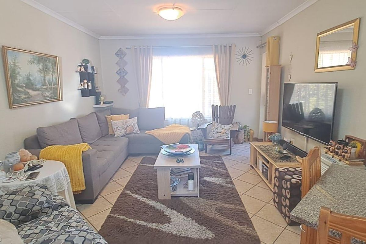 Modern Comfort Meets Secure Living in Duku Duku - Photo 3