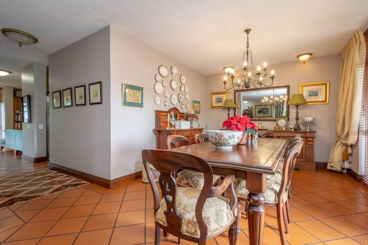 Charming Multi-level Property in Westdene - Photo 5