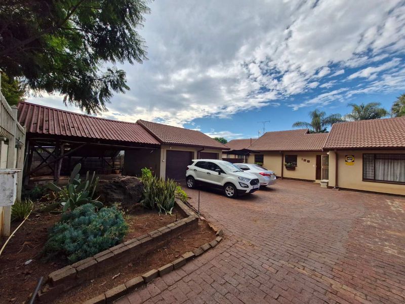 3 Bedroom 2 bath house for sale in East Lynne - Photo 5