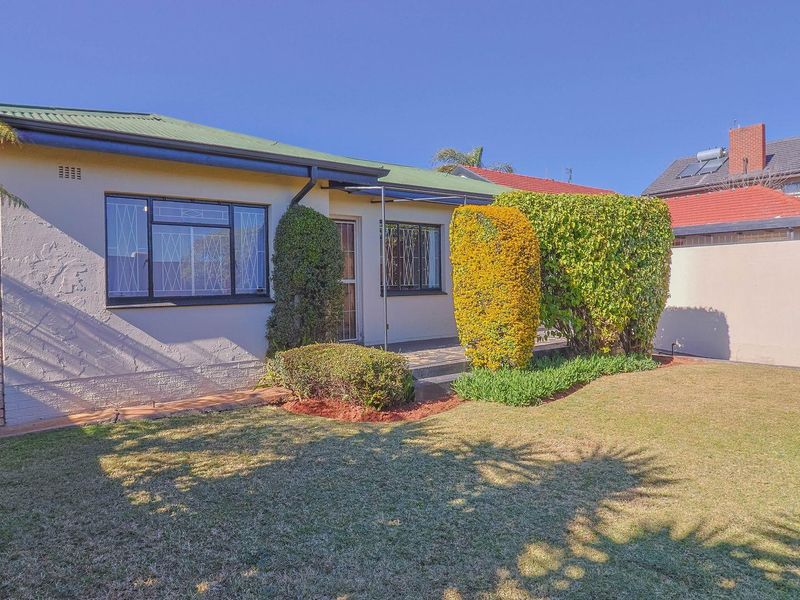 Perfect for Beginners, Newlyweds, or Savvy Investors - Photo 4