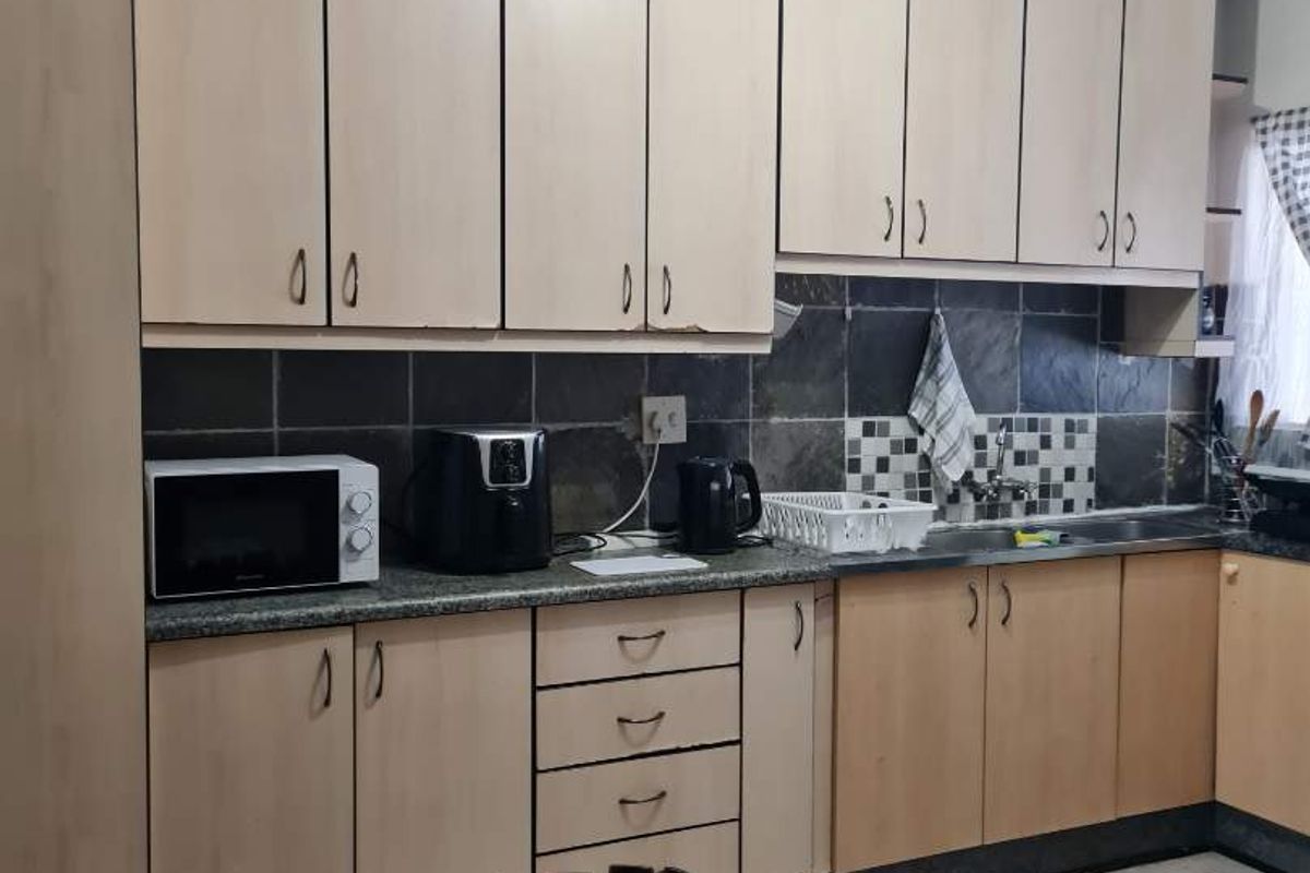 St Lucia Apartment in Family-Friendly Complex 🏖️ - Photo 3