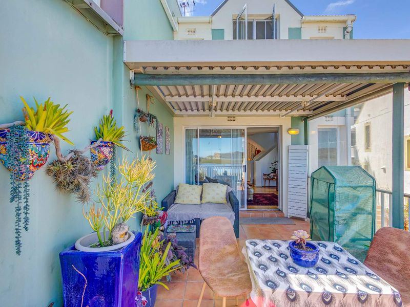 Uninterrupted views up the Estuary to the Knysna Heads - Photo 4