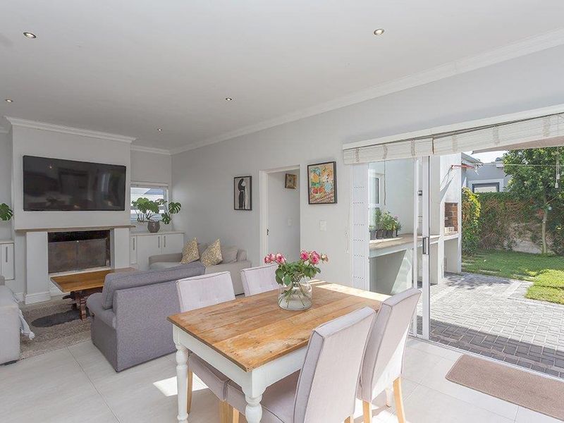 Two Bedroom Family Home with Study - Photo 3