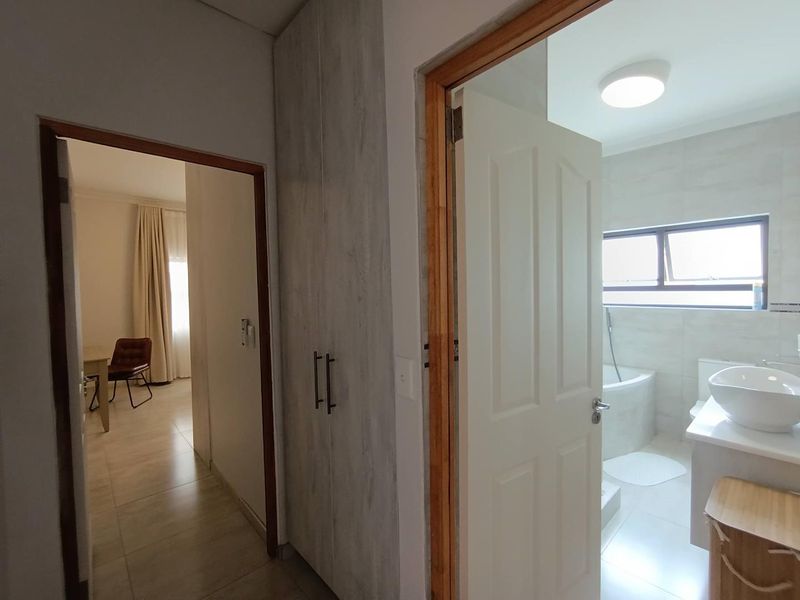 LUXURY HOME TO RENT - SWAKOPMUND - MILE 4 - FULLY FURNISHED - Photo 8