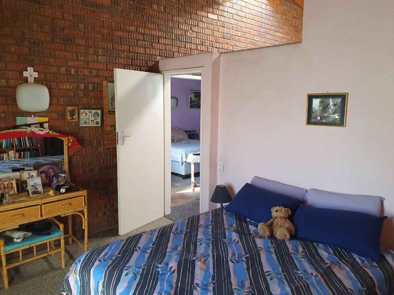 No Transfer Duty Linmeyer Gardens Sectional Title Facebrick Spacious Duplex - Photo 7