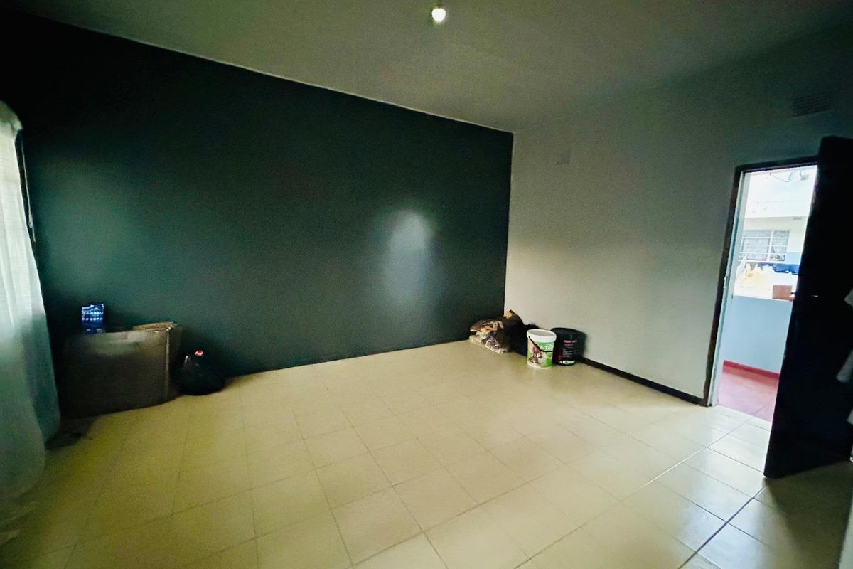 1 Bedroom apartment for sale in Vryheid - Photo 3