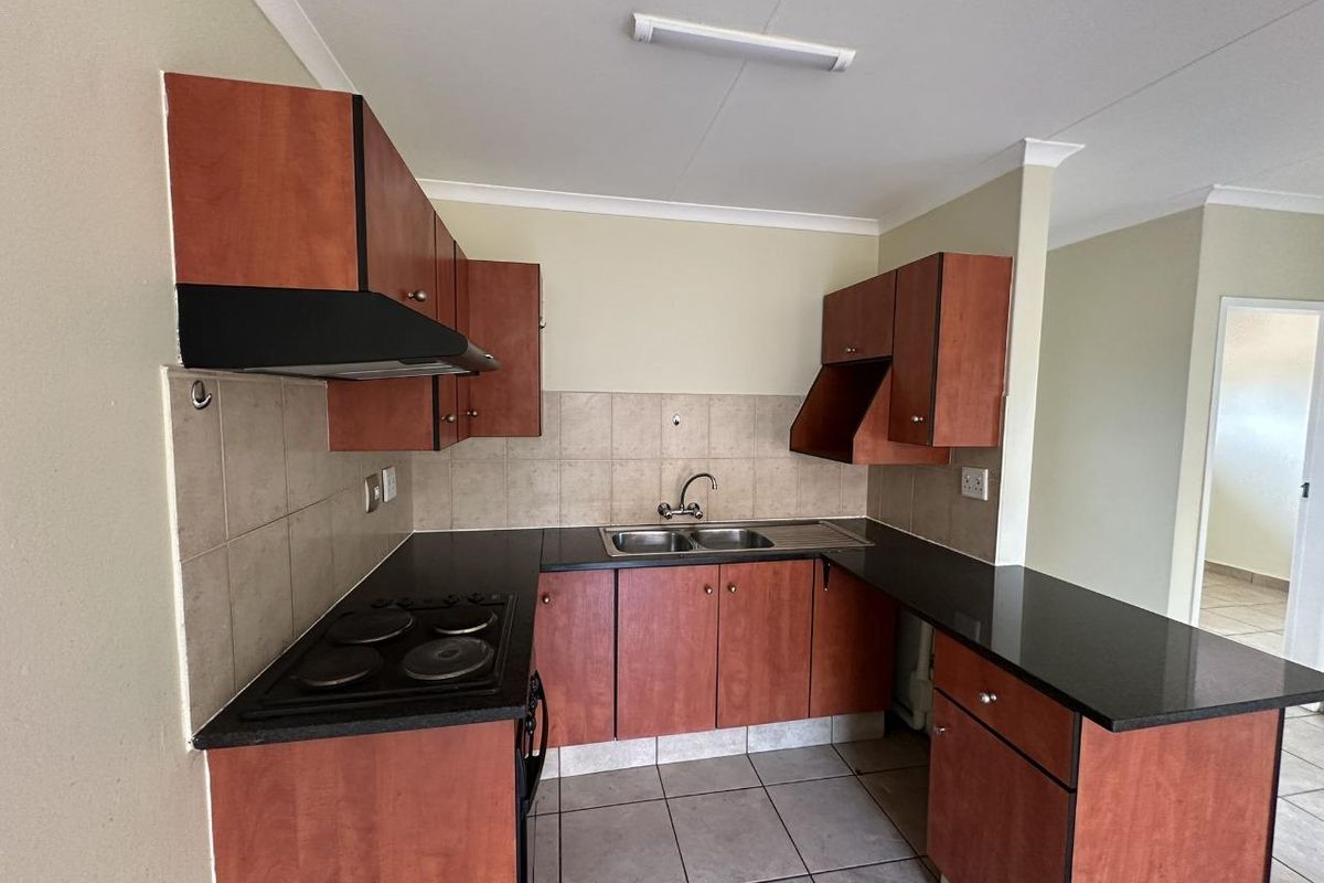 TWO BEDROOM APARTMENT IN PRETORIA NORTH -AVAILABLE 1 AUGUST 2026. - Photo 5