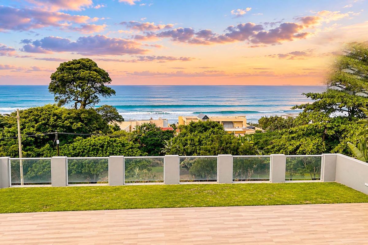 Forest Drive, Umhlanga Rocks – Exceptional Home with Panoramic Sea Views - Photo 2