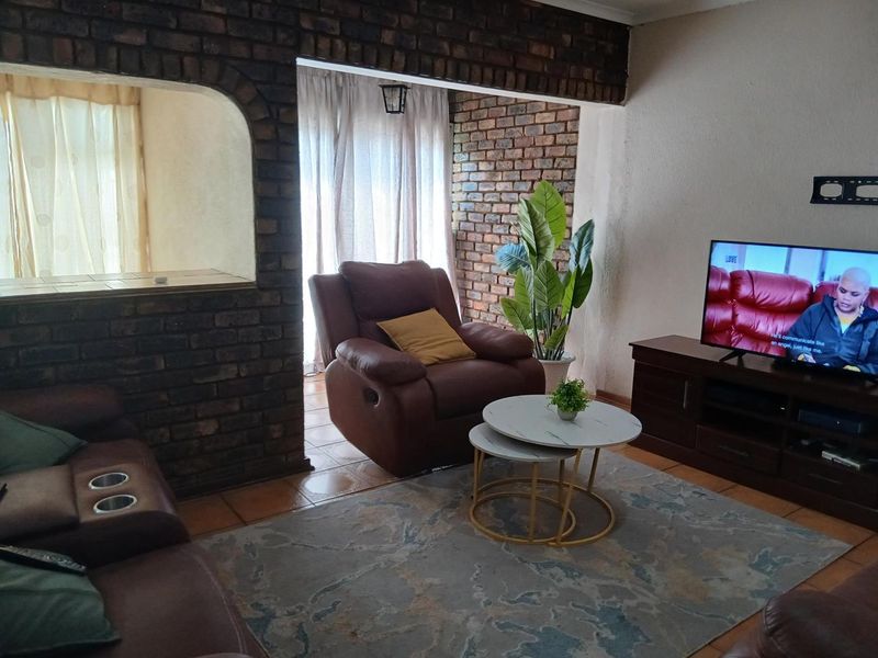 Simplex Townhouse - Photo 7