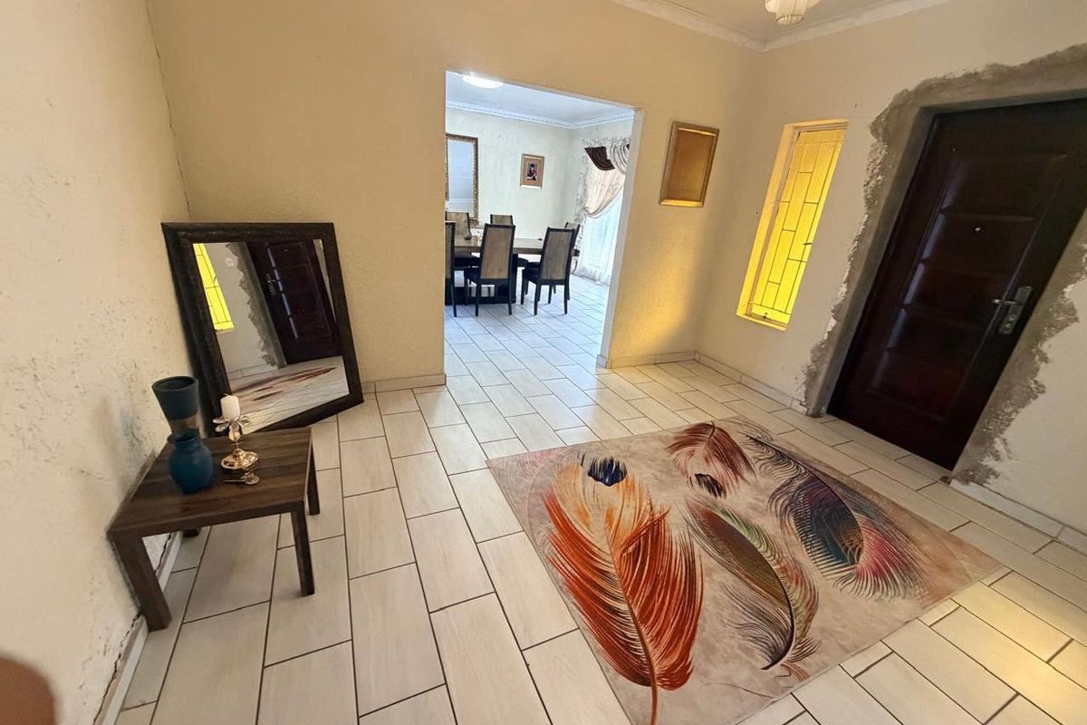 Your Perfect Home Awaits in Klerksdorp - Photo 5