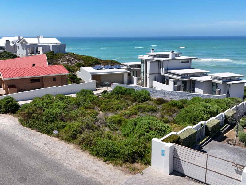 VACANT LAND - Minutes from the sea - Photo 3