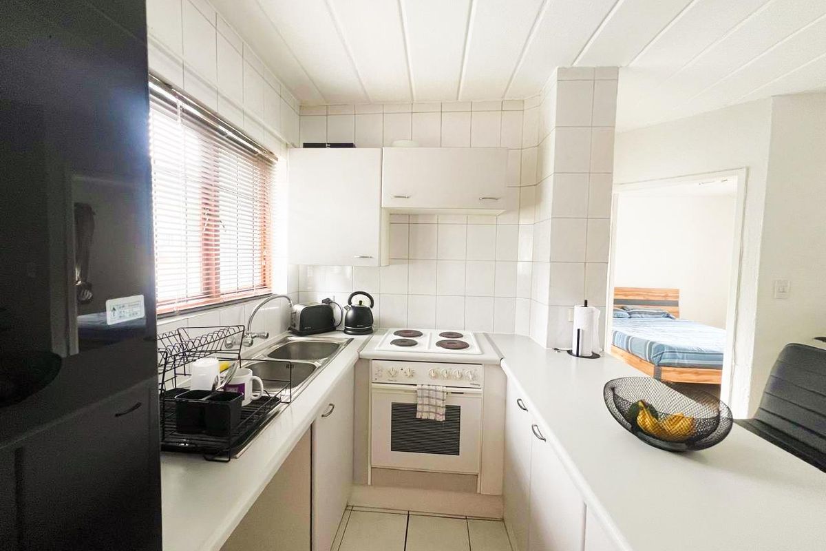 Stop Renting & Start Investing in Morningside! - Photo 3