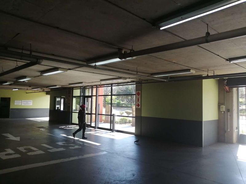 ROOM TO RENT IN SHARED APARTMENT - Photo 4