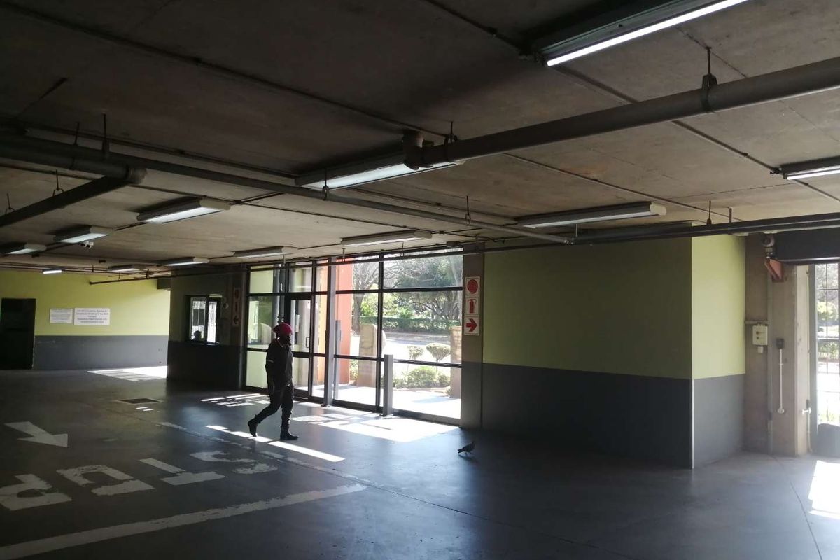 ROOM TO RENT IN SHARED APARTMENT - Photo 4