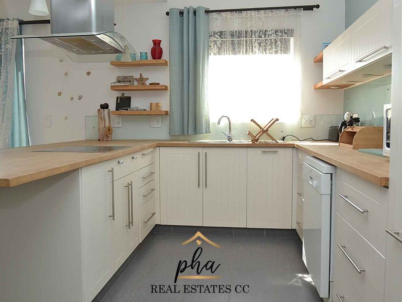 Beautiful double storey townhouse with three bedrooms for sale - Photo 7