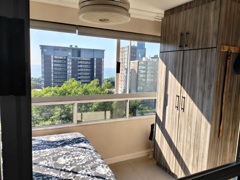 A comfortable and stylish apartment, with beautiful views. - Photo 5
