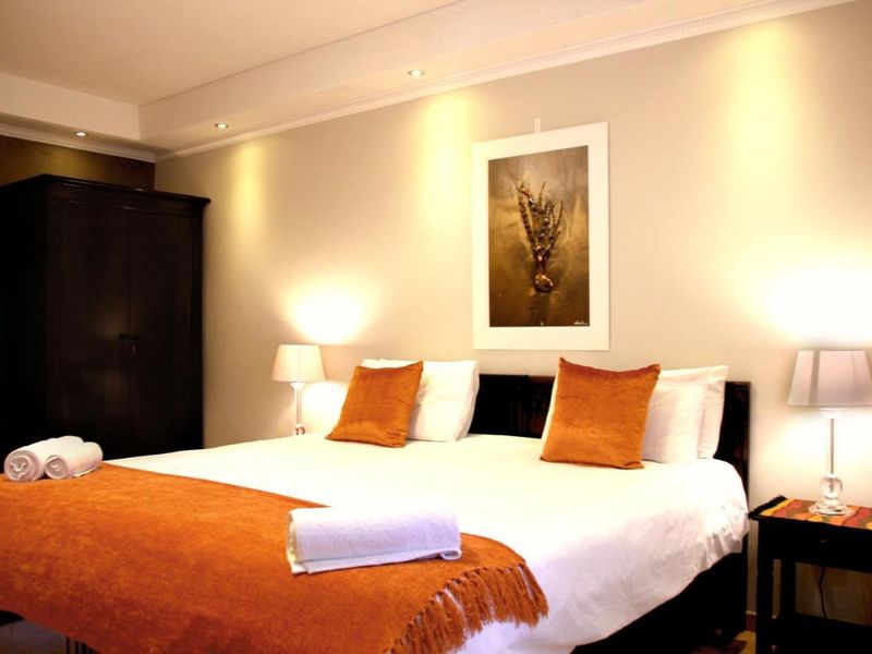 GUESTHOUSE FOR SALE - Photo 9