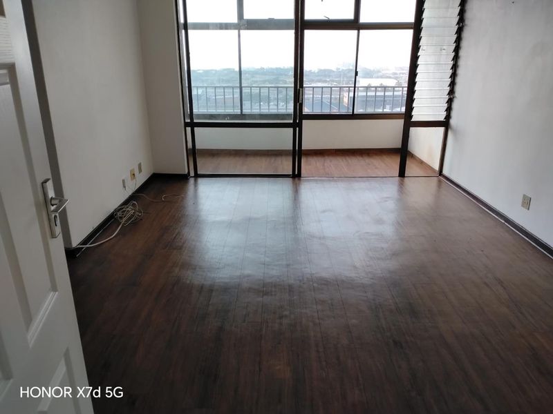 2-Bedroom, 2- bathroom . beautiful views of Moses Madiba stadium - Photo 1