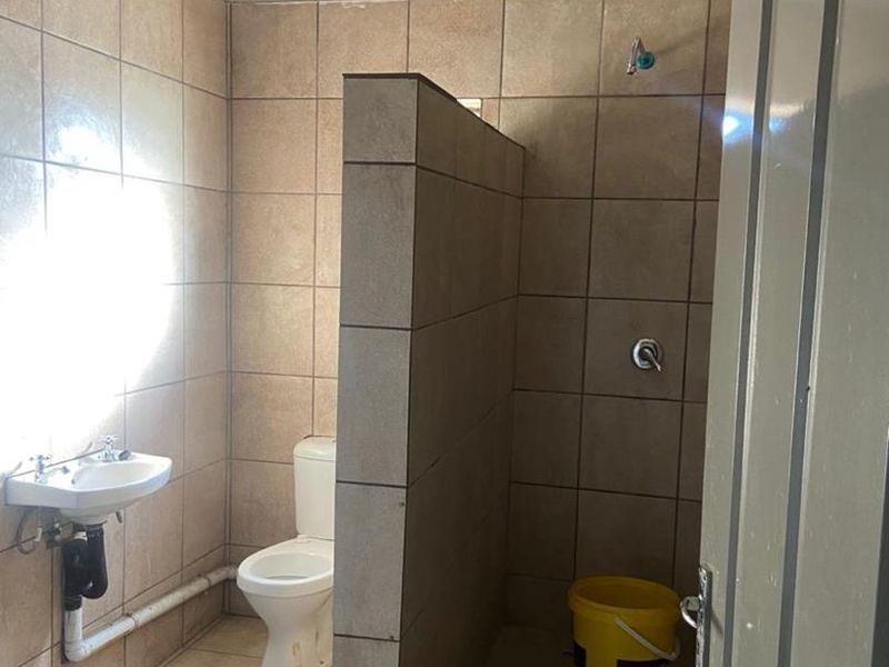 Investment Opportunity in Soshanguve - Photo 4