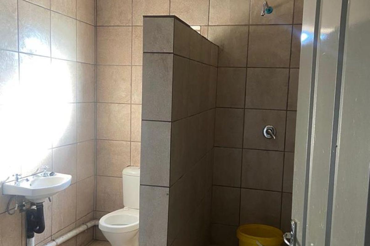 Investment Opportunity in Soshanguve - Photo 4