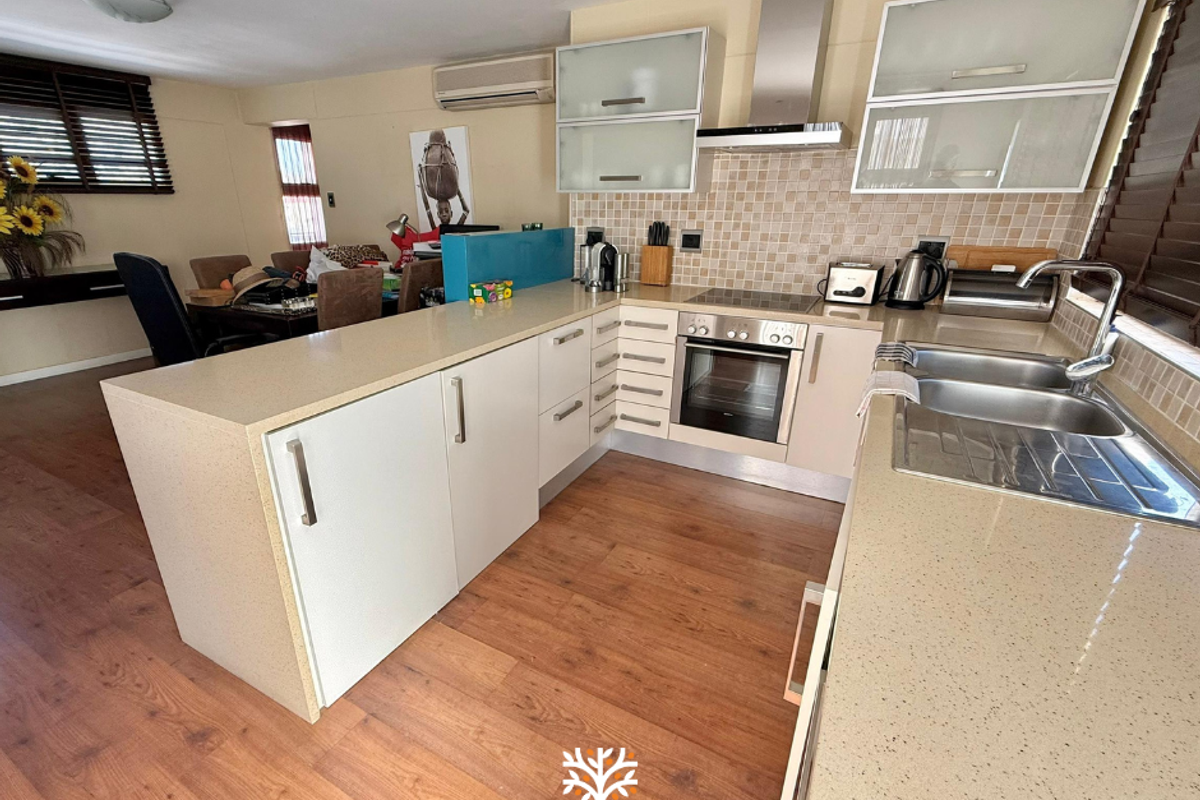 2-Bedroom Apartment For Sale | CBD - Photo 3
