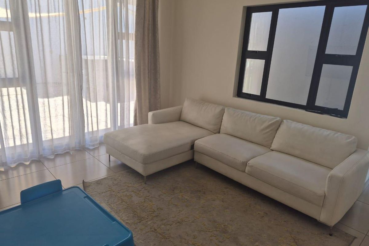 Klein Windhoek - Modern 3‐Bedroom House to Rent (From 1 Oct 2026) - Photo 5