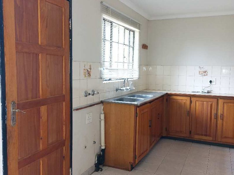 3 BEDROOM HOUSE FOR SALE IN TERENURE - Photo 5