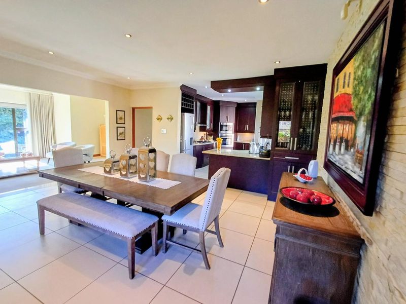 Immaculate & versatile freehold home in Lakefield - Photo 3