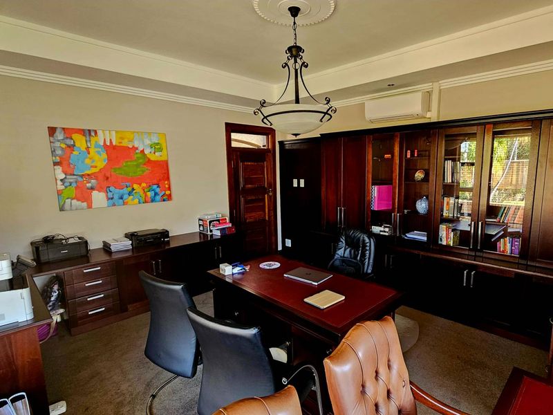 Exquisite Double Storey Haven In Heuwelsig Bloemfontein The Perfect Family Retreat - Photo 6