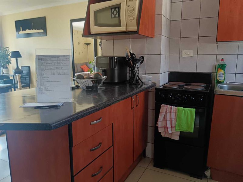 1st floor flat - Photo 4