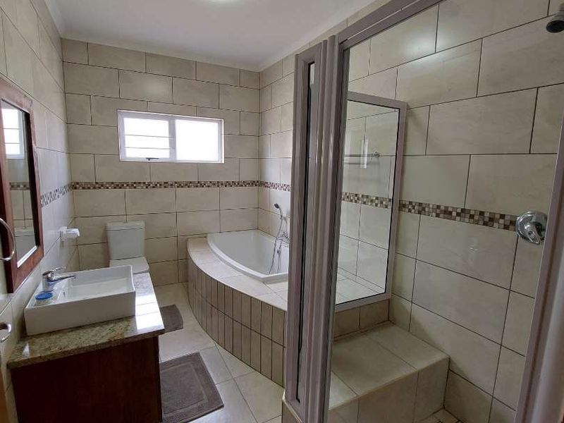 Ou Planmaker Self-catering House - Photo 10