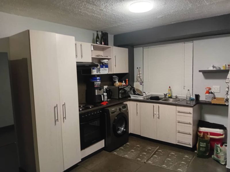 Very spacious flat - Photo 3