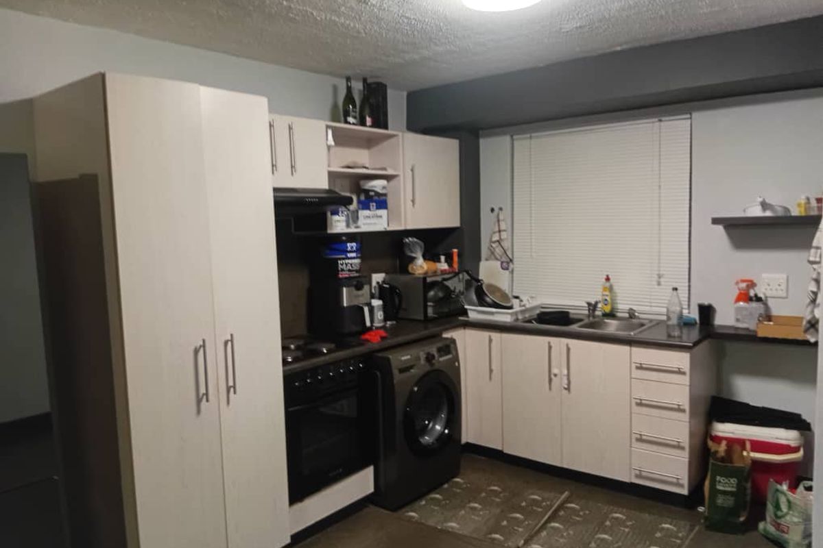 Very spacious flat - Photo 3