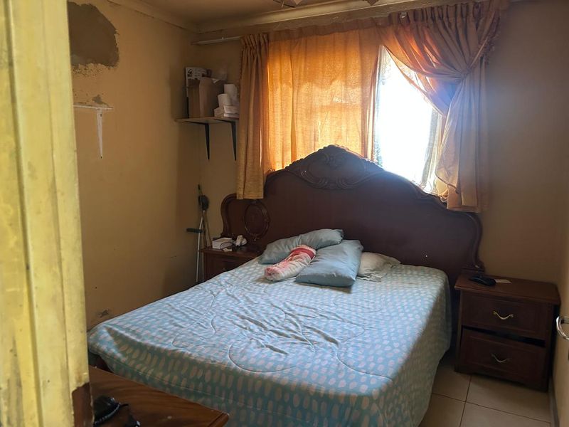 Ebony Park R 1 200 000- Lovely family home - Photo 9