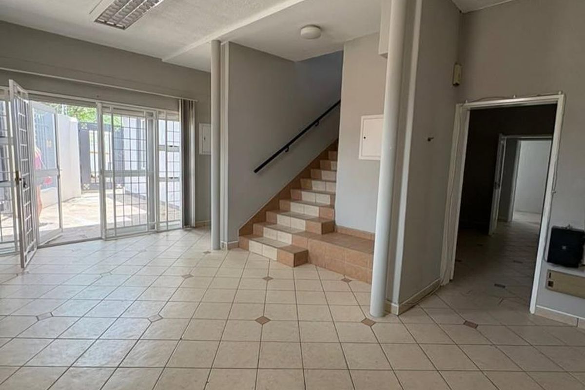 Central- For Sale- N$4 090 000 - Photo 4