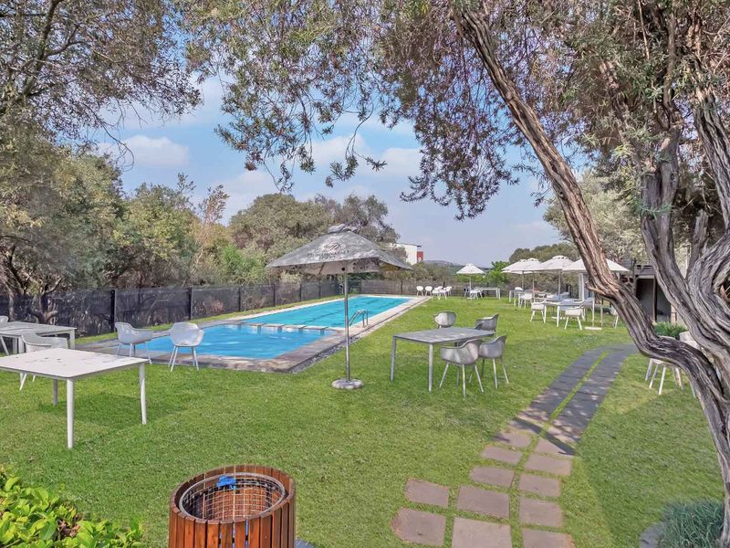 2 BEDROOM APARTMENT FOR SALE IN FOURWAYS - Photo 8