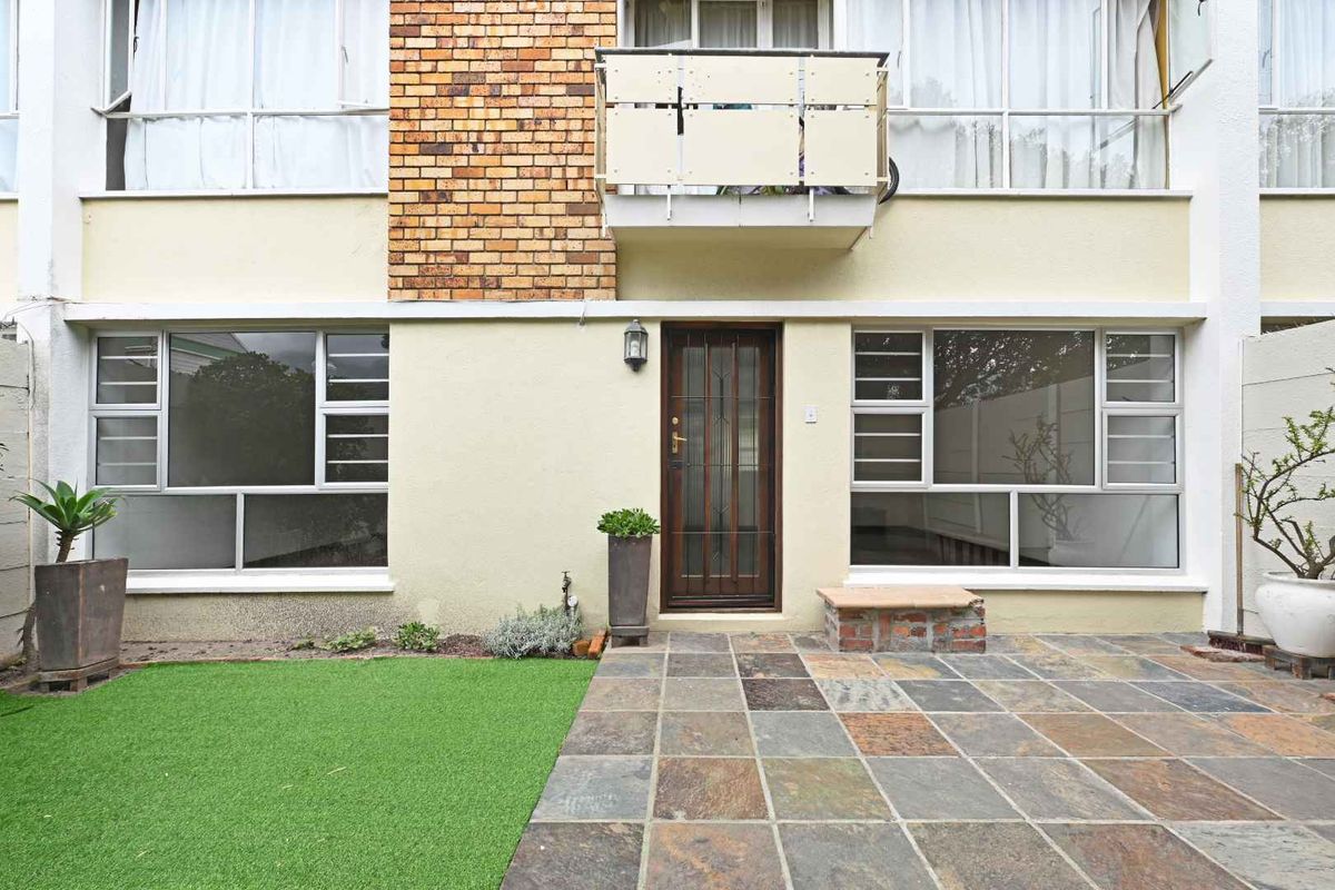 Charming Ground Floor Apartment with Private Garden & Garage – Prime Kenilworth Location! - Photo 3