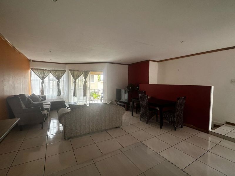 Whispers of Nature: Elegant Duet Living in Baysvalley - Photo 6