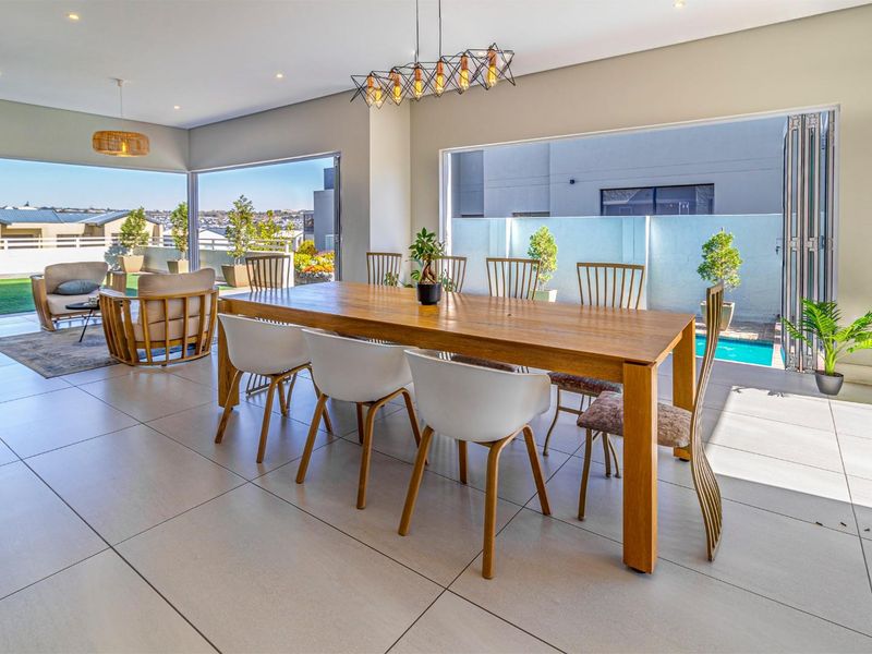 Stunning Four Bedroom Family Home For Sale in Waterfall Country Estate - Photo 10