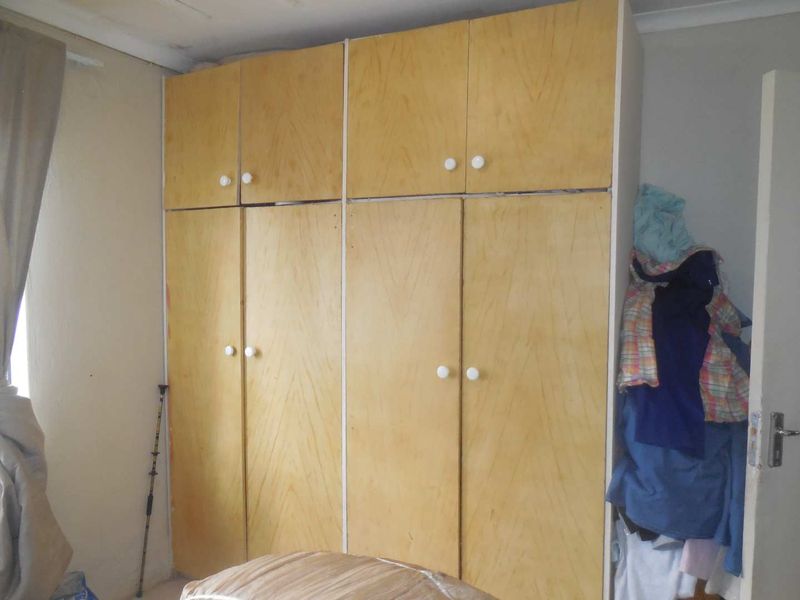 2 bedroom House with Flatlet - Photo 9